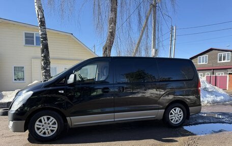 Hyundai H-1 II рестайлинг, 2017 год, 2 400 000 рублей, 5 фотография