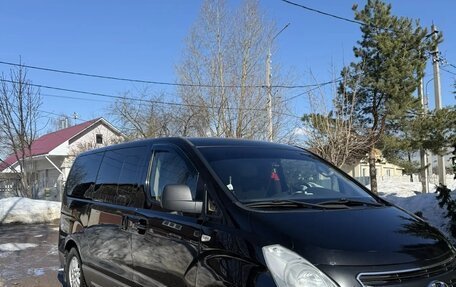 Hyundai H-1 II рестайлинг, 2017 год, 2 400 000 рублей, 3 фотография