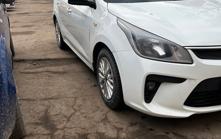 KIA Rio IV, 2019 год, 920 000 рублей, 2 фотография