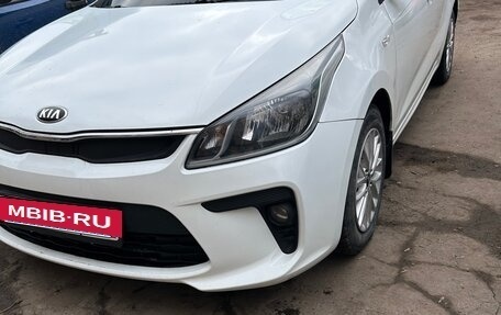 KIA Rio IV, 2019 год, 920 000 рублей, 3 фотография