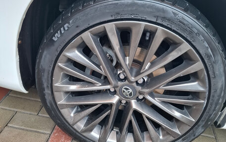 Toyota Camry, 2015 год, 2 050 000 рублей, 5 фотография