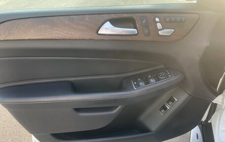 Mercedes-Benz GLS, 2016 год, 5 000 000 рублей, 14 фотография