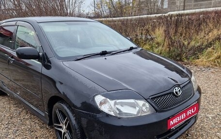 Toyota Corolla, 2003 год, 550 000 рублей, 3 фотография
