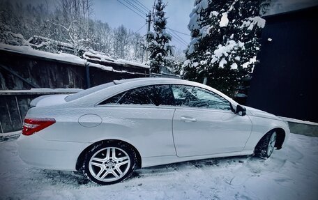 Mercedes-Benz E-Класс, 2012 год, 1 600 000 рублей, 7 фотография