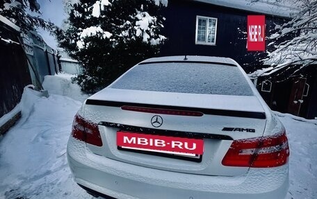 Mercedes-Benz E-Класс, 2012 год, 1 600 000 рублей, 2 фотография