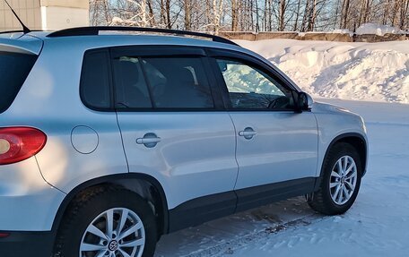 Volkswagen Tiguan I, 2011 год, 910 000 рублей, 3 фотография