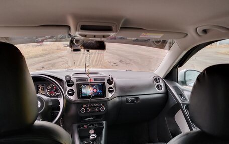 Volkswagen Tiguan I, 2011 год, 910 000 рублей, 8 фотография