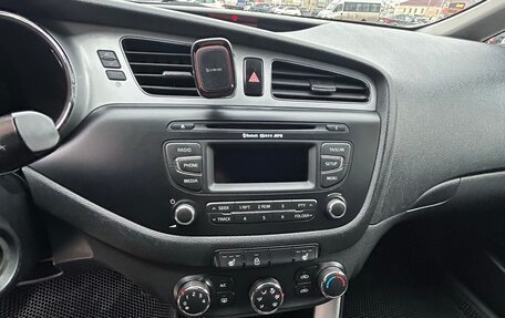 KIA cee'd III, 2013 год, 1 050 000 рублей, 24 фотография