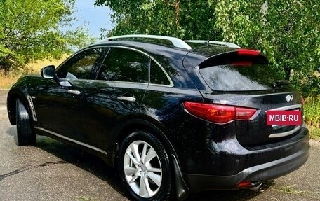 Infiniti QX70, 2013 год, 1 890 000 рублей, 3 фотография