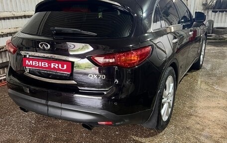 Infiniti QX70, 2013 год, 1 890 000 рублей, 5 фотография