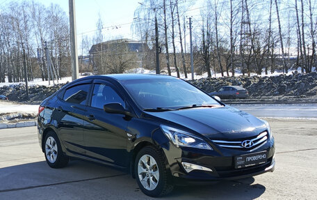 Hyundai Solaris II рестайлинг, 2015 год, 980 000 рублей, 5 фотография