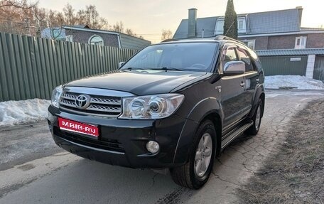 Toyota Fortuner I, 2011 год, 2 450 000 рублей, 1 фотография