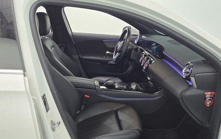 Mercedes-Benz A-Класс, 2021 год, 2 926 000 рублей, 8 фотография