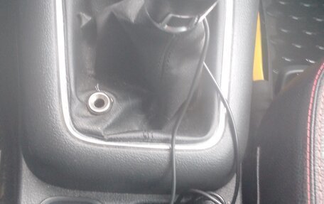 Volkswagen Tiguan I, 2011 год, 930 000 рублей, 2 фотография