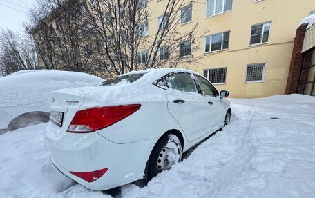 Hyundai Solaris II рестайлинг, 2015 год, 500 000 рублей, 3 фотография