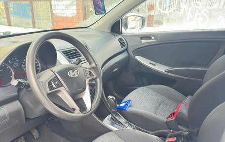 Hyundai Solaris II рестайлинг, 2015 год, 500 000 рублей, 10 фотография