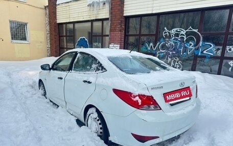 Hyundai Solaris II рестайлинг, 2015 год, 500 000 рублей, 4 фотография