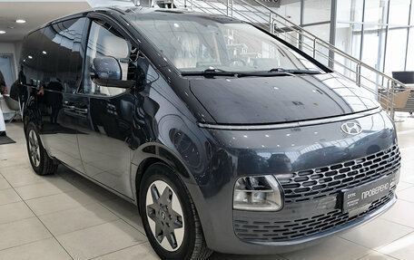 Hyundai Staria, 2021 год, 4 350 000 рублей, 3 фотография