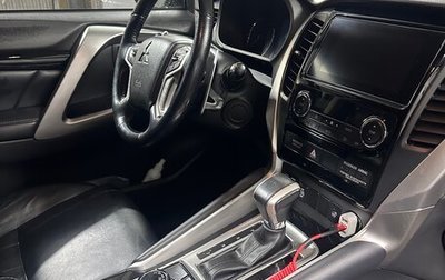 Mitsubishi Pajero Sport III рестайлинг, 2018 год, 2 900 000 рублей, 1 фотография