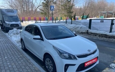 KIA Rio IV, 2018 год, 1 090 000 рублей, 1 фотография
