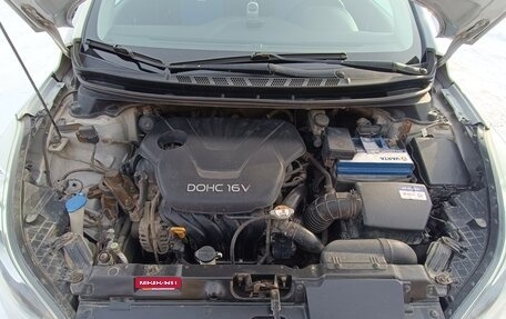 Hyundai Elantra V, 2012 год, 1 010 000 рублей, 16 фотография