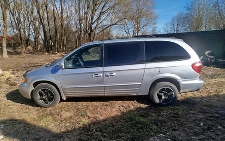 Chrysler Town & Country IV, 2001 год, 835 000 рублей, 4 фотография