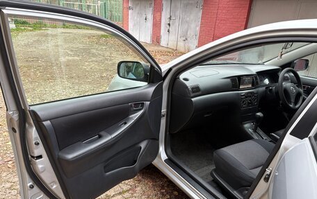 Toyota Corolla, 2003 год, 590 000 рублей, 3 фотография