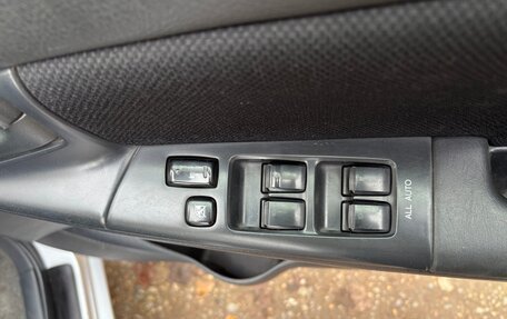 Toyota Corolla, 2003 год, 590 000 рублей, 11 фотография