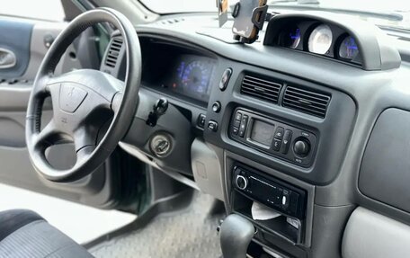 Mitsubishi Pajero Sport II рестайлинг, 2002 год, 650 000 рублей, 22 фотография