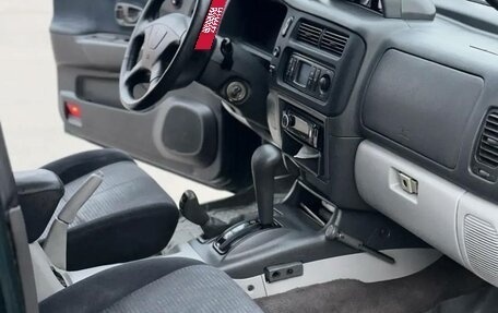 Mitsubishi Pajero Sport II рестайлинг, 2002 год, 650 000 рублей, 26 фотография