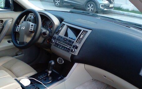 Infiniti FX I, 2003 год, 1 100 000 рублей, 10 фотография