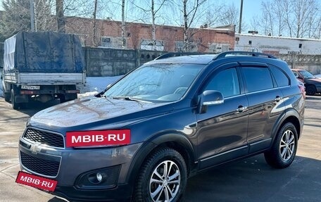 Chevrolet Captiva I, 2014 год, 1 285 000 рублей, 2 фотография