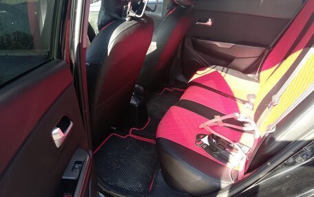 KIA Rio III рестайлинг, 2015 год, 1 000 000 рублей, 6 фотография