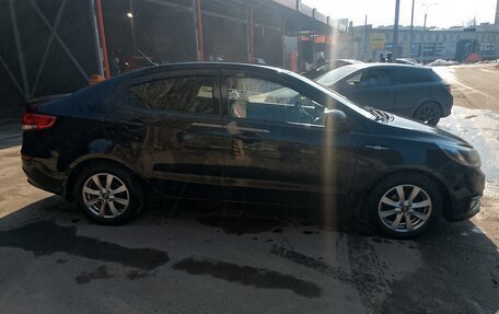 KIA Rio III рестайлинг, 2015 год, 1 000 000 рублей, 4 фотография