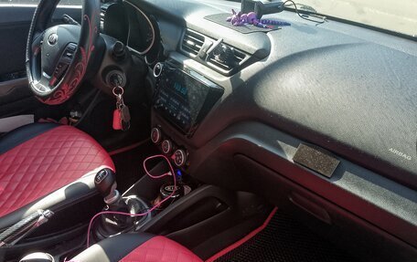 KIA Rio III рестайлинг, 2015 год, 1 000 000 рублей, 9 фотография