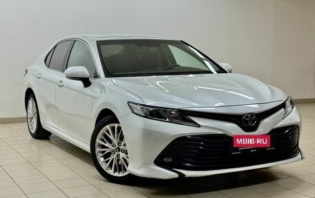 Toyota Camry, 2020 год, 2 645 000 рублей, 3 фотография