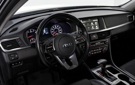 KIA Optima IV, 2019 год, 1 989 000 рублей, 9 фотография