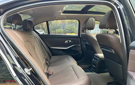 BMW 3 серия, 2022 год, 4 500 000 рублей, 14 фотография