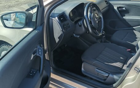 Volkswagen Polo VI (EU Market), 2016 год, 1 170 000 рублей, 5 фотография