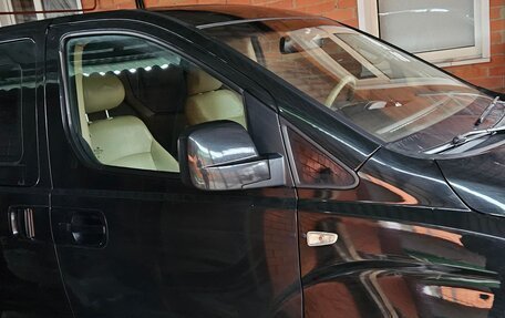 Hyundai Grand Starex Grand Starex I рестайлинг 2, 2011 год, 1 350 000 рублей, 3 фотография