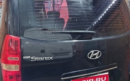 Hyundai Grand Starex Grand Starex I рестайлинг 2, 2011 год, 1 350 000 рублей, 14 фотография