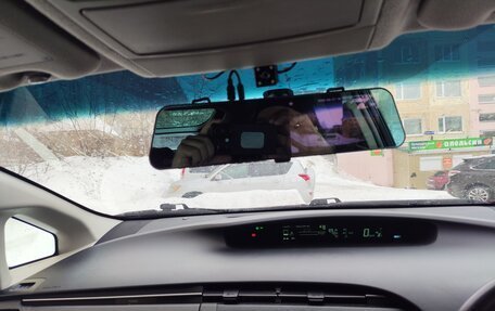 Toyota Prius, 2011 год, 1 100 000 рублей, 4 фотография