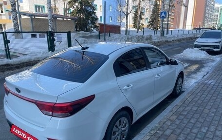 KIA Rio IV, 2018 год, 1 090 000 рублей, 6 фотография