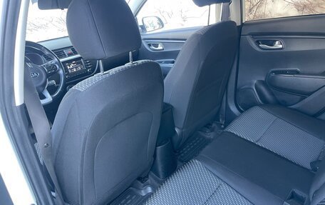 KIA Rio IV, 2018 год, 1 090 000 рублей, 16 фотография