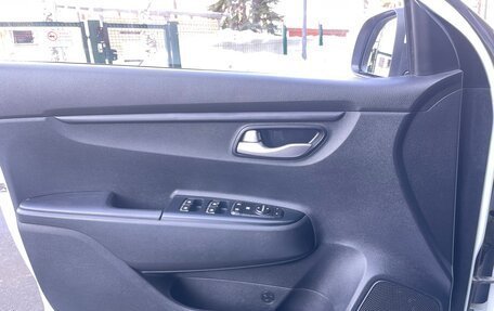 KIA Rio IV, 2018 год, 1 090 000 рублей, 17 фотография