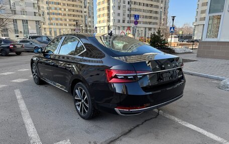 Skoda Superb III рестайлинг, 2025 год, 3 400 000 рублей, 6 фотография