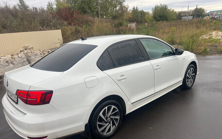Volkswagen Jetta VI, 2018 год, 1 600 000 рублей, 5 фотография