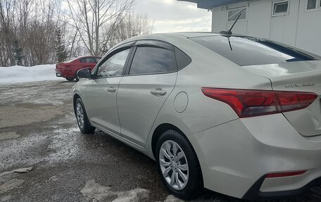 Hyundai Solaris II рестайлинг, 2019 год, 1 349 000 рублей, 4 фотография