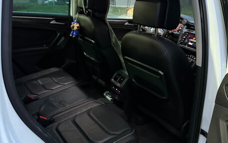 Volkswagen Tiguan II, 2019 год, 3 100 000 рублей, 13 фотография