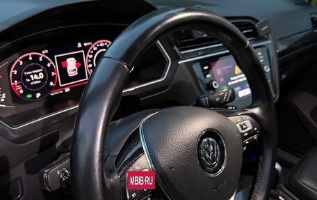 Volkswagen Tiguan II, 2019 год, 3 100 000 рублей, 8 фотография